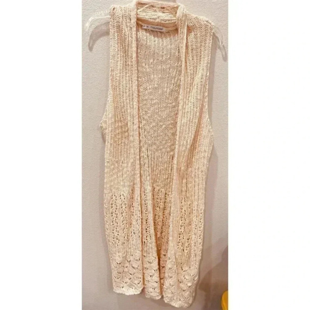 Maurices Women's Sleeveless Beige Knit Cardigan sweater size 2